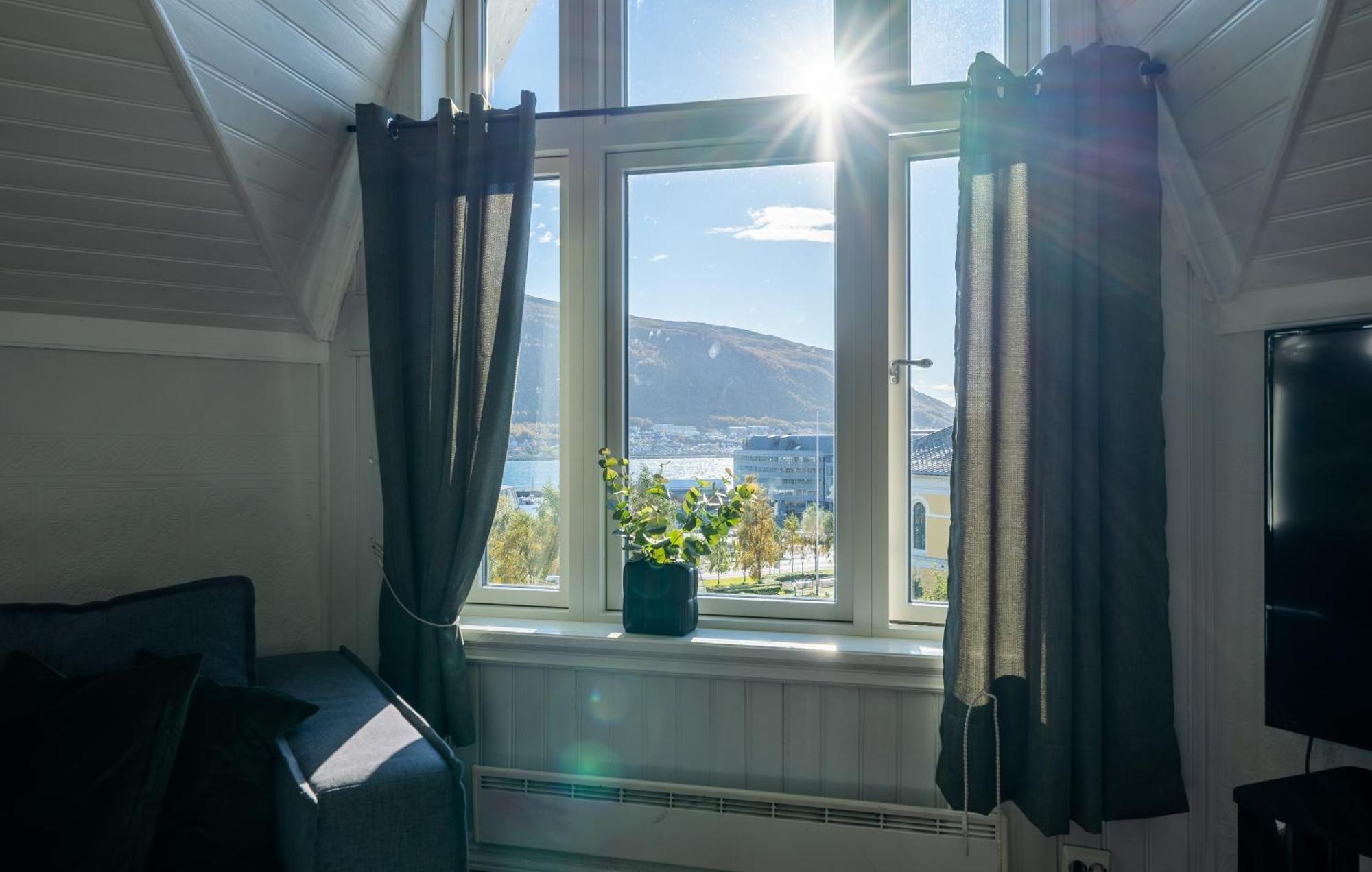 Enter Tromso - Exclusive Apartments Exteriör bild